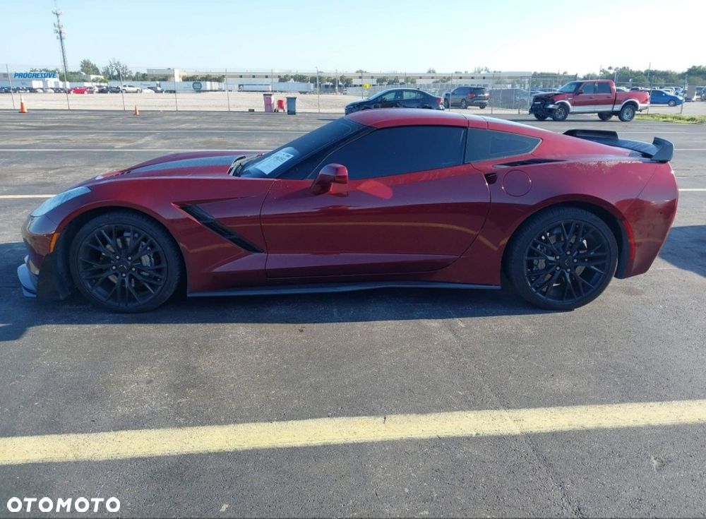 Chevrolet Corvette - 9