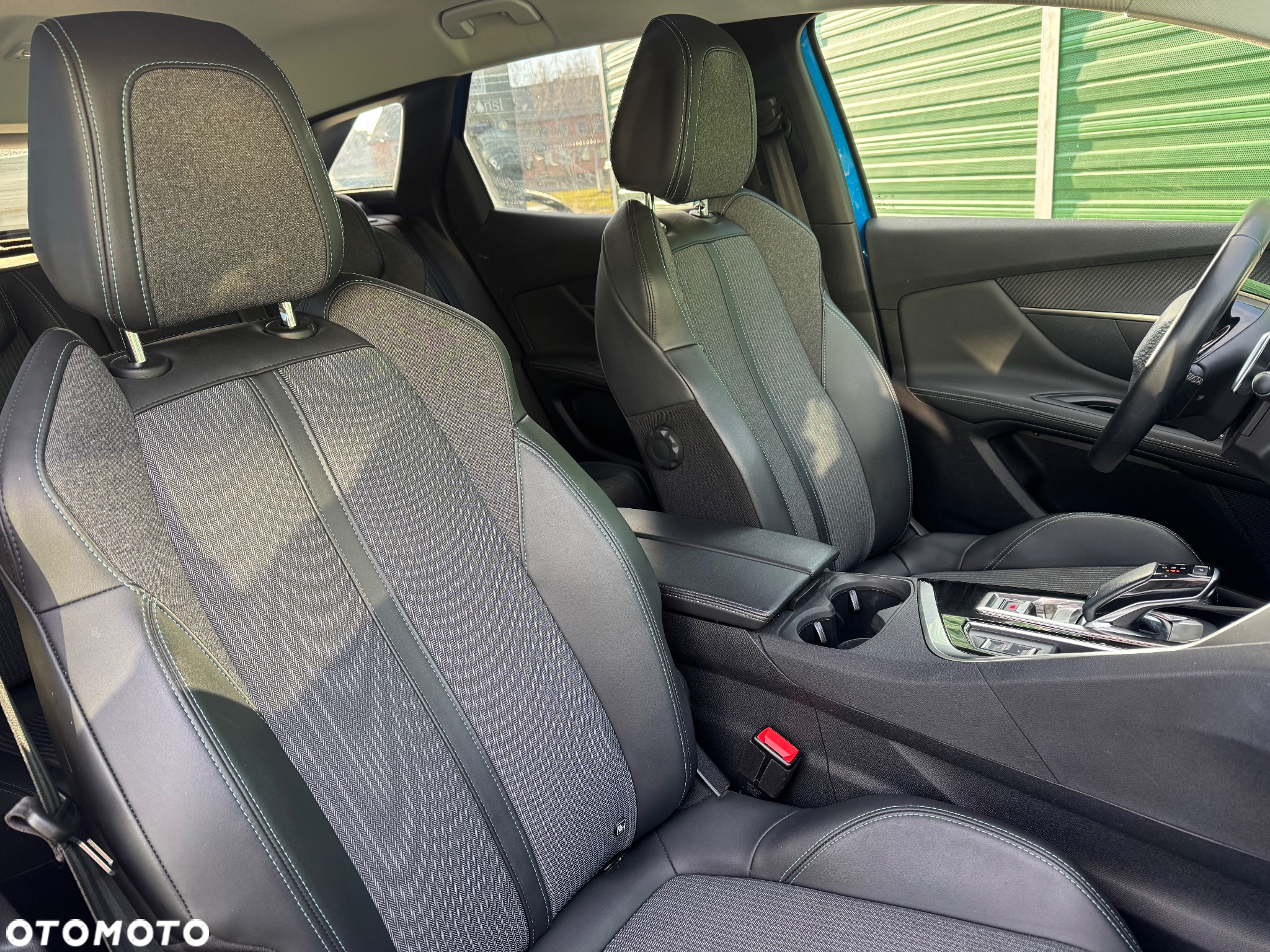 Peugeot 3008 1.2 PureTech Active Pack S&S EAT8 - 8