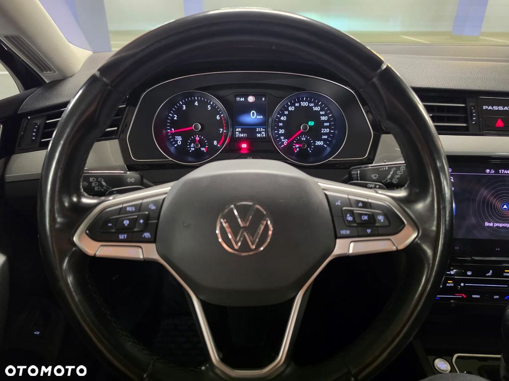 Volkswagen Passat 1.5 TSI EVO Business DSG - 32
