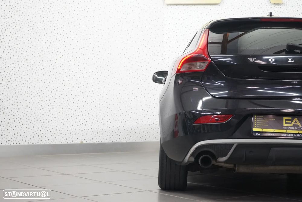 Volvo V40 1.6 D2 R-Design Momentum - 6