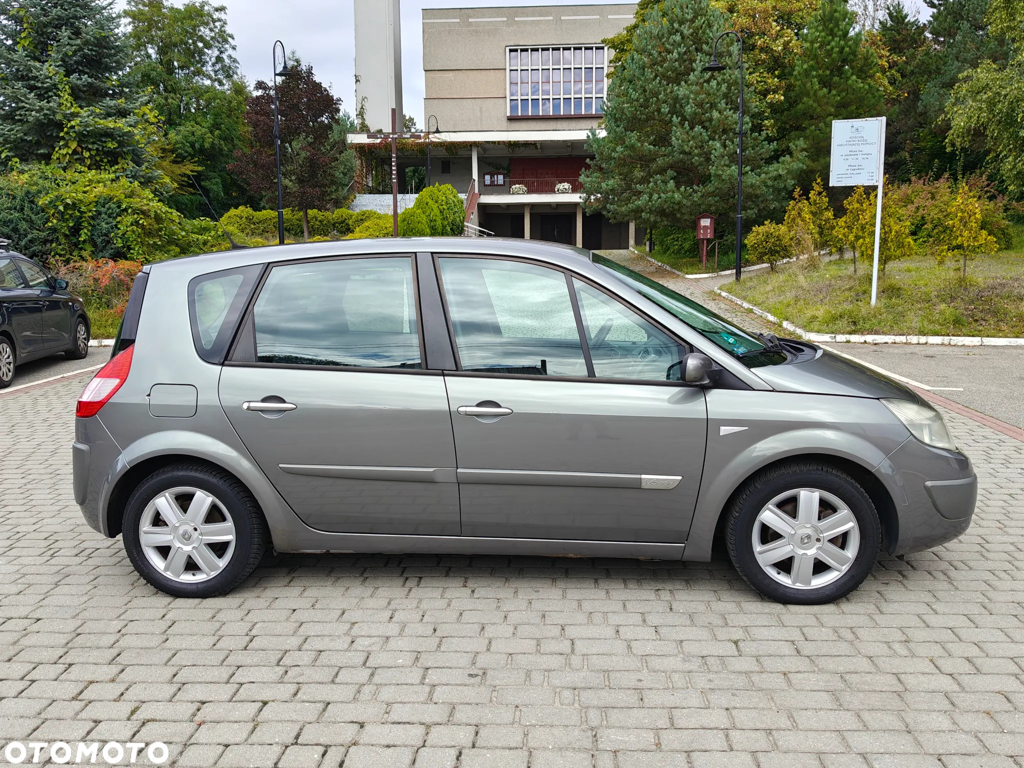 Renault Scenic 1.6 16V Confort Privilege - 5