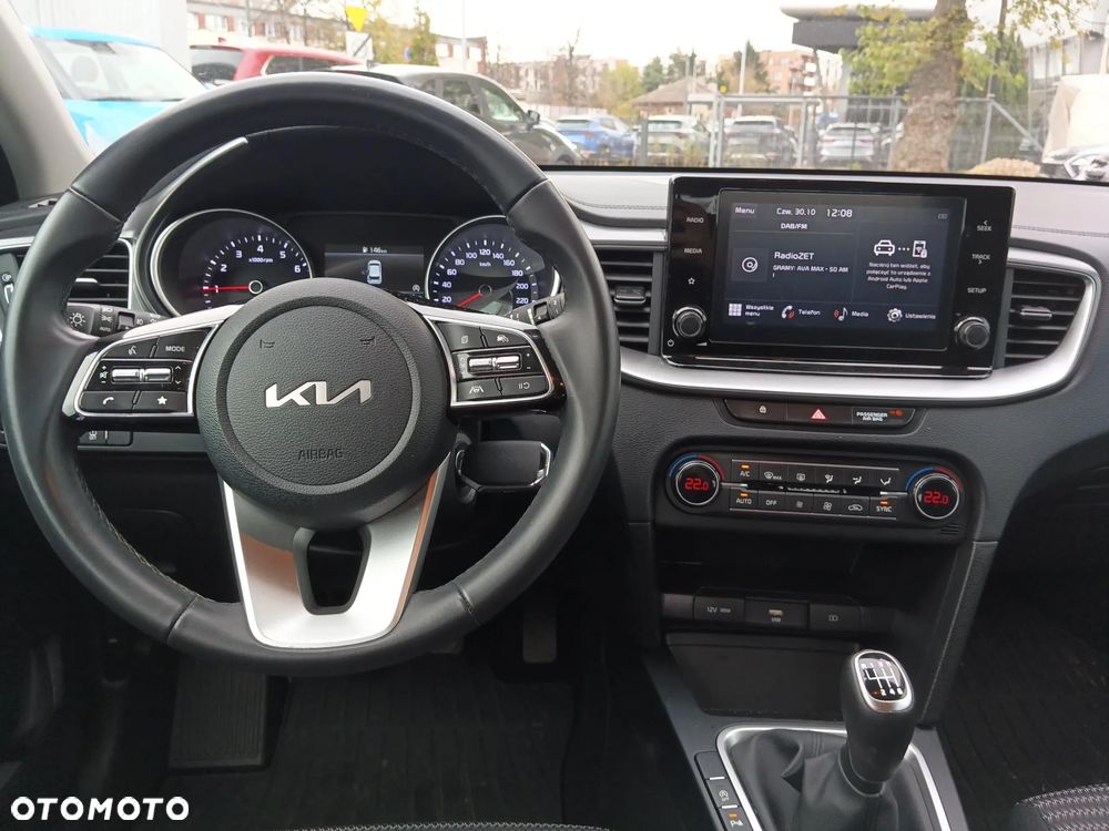 Kia Ceed 1.5 T-GDI M - 12