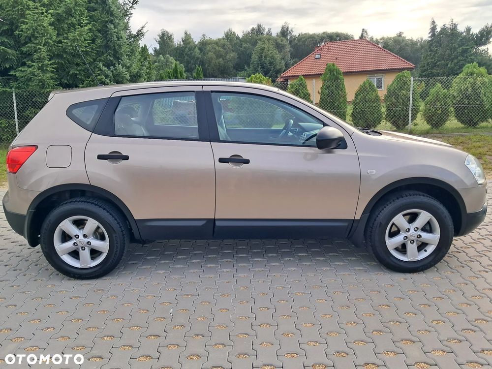 Nissan Qashqai 1.6 visia - 9