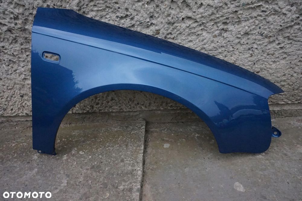 BŁOTNIK PRZEDNI PRAWY AUDI A4 B7 LZ5W 04/07r - 3