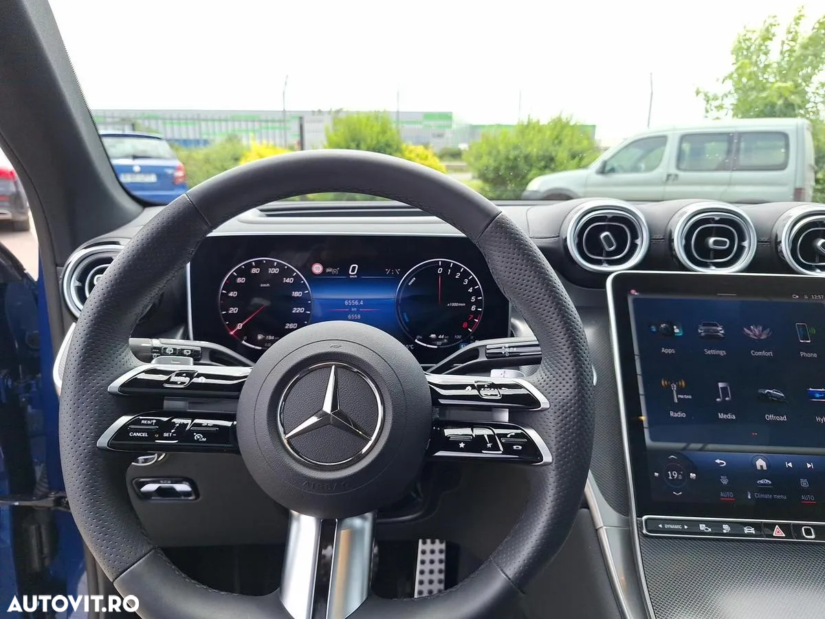 Mercedes-Benz GLC 300 e 4MATIC - 12