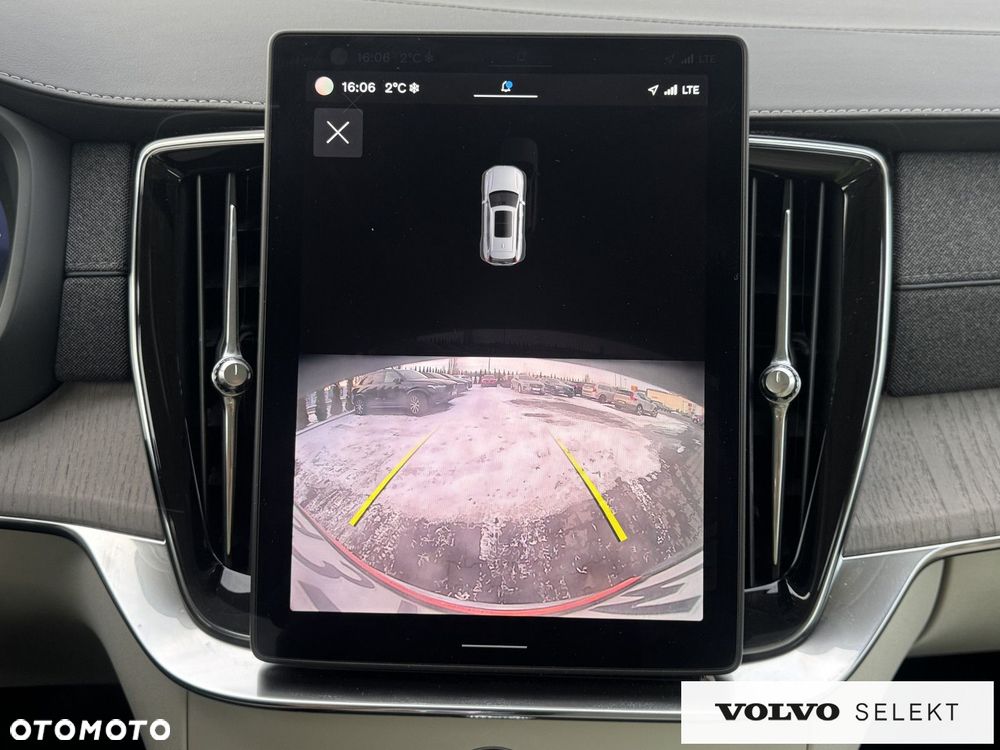 Volvo XC 90 - 22