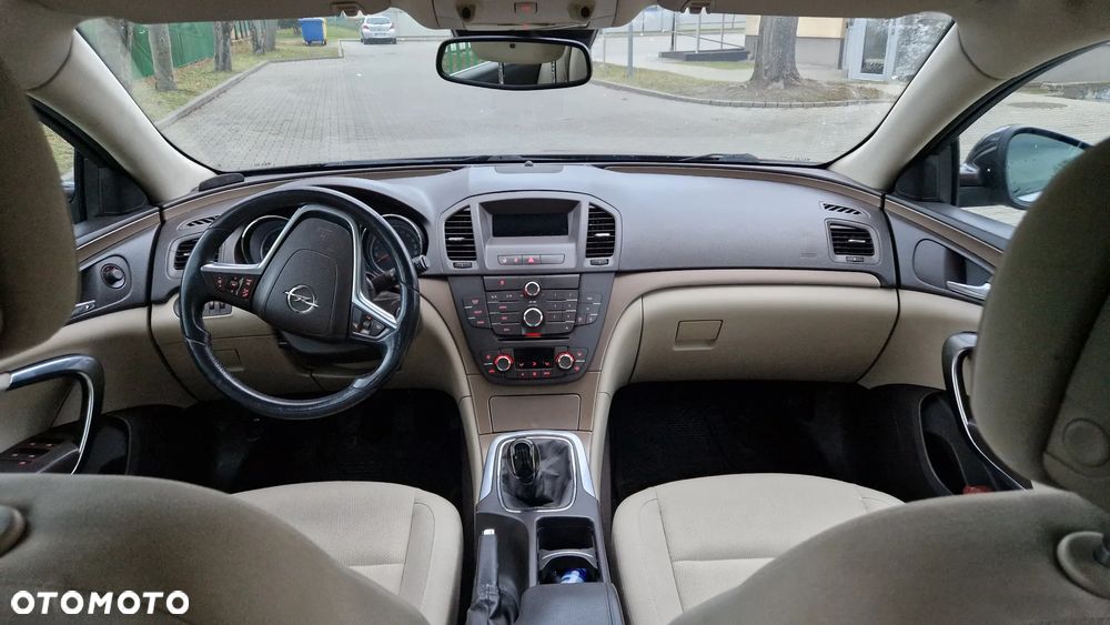 Opel Insignia 2.0 CDTI Active - 10
