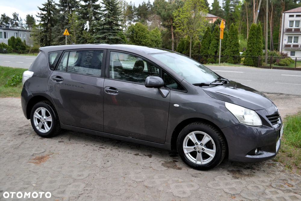 Toyota Verso 2.0 D-4D - 15