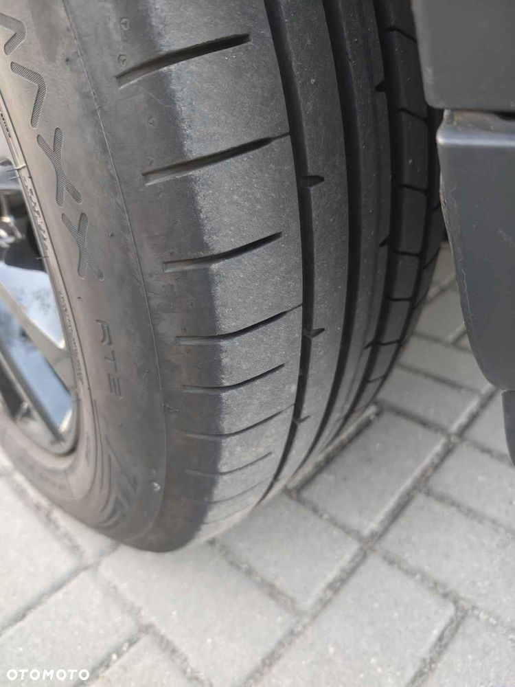 Land Rover Discovery Sport D180 SE - 11