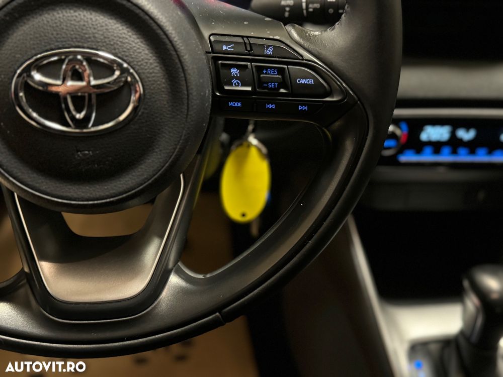 Toyota Yaris Hybrid 130 1.5 VVT-i Style - 13