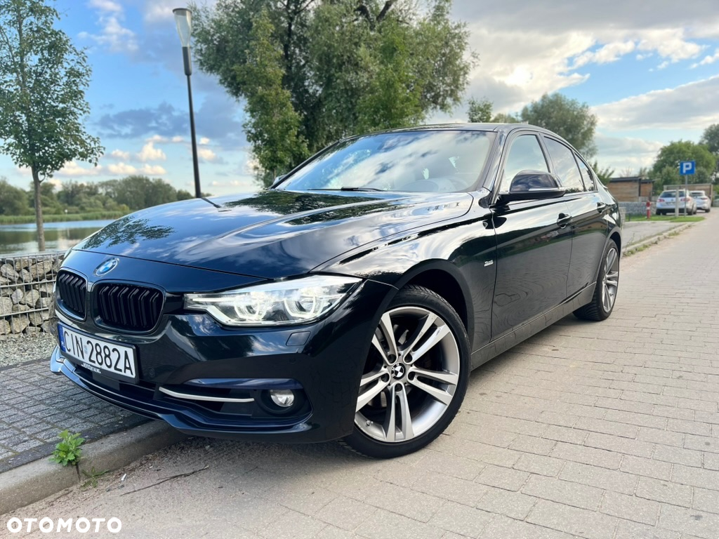 BMW Seria 3 330i xDrive Sport Line - 3