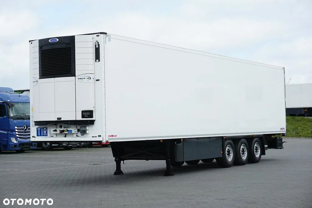 Schmitz Cargobull CHŁODNIA / CARRIER VECTOR 1550 - 1