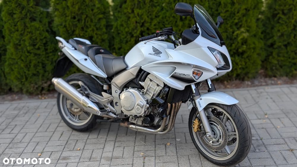 Honda CBF - 33