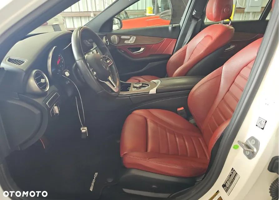 Mercedes-Benz Klasa C 300 4Matic 9G-TRONIC AMG Line - 7