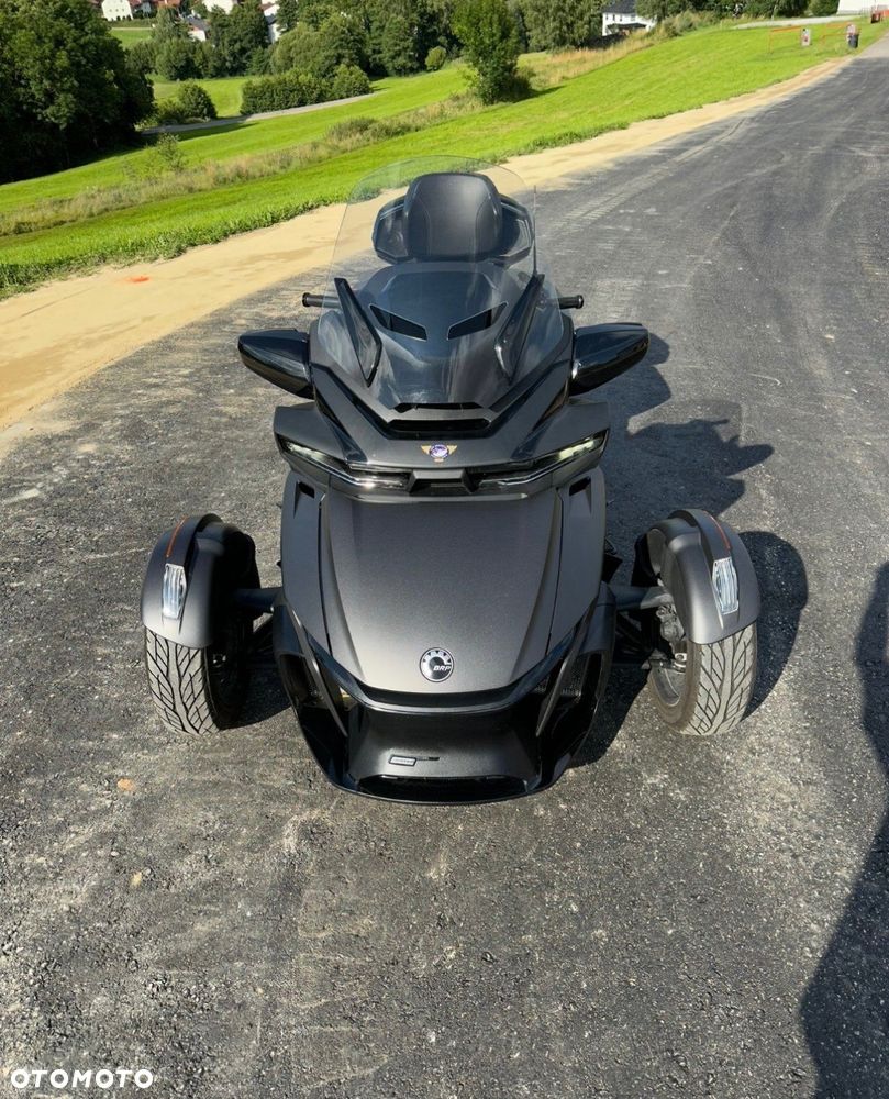 Can-Am Spyder - 3
