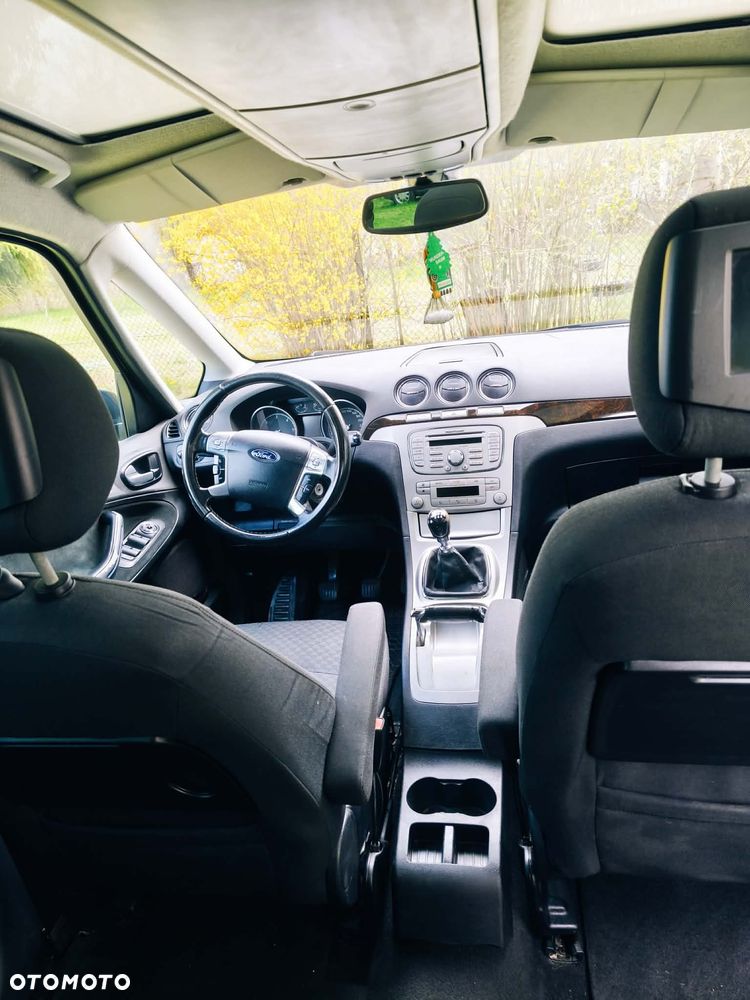 Ford Galaxy 1.8 TDCi Ghia - 8