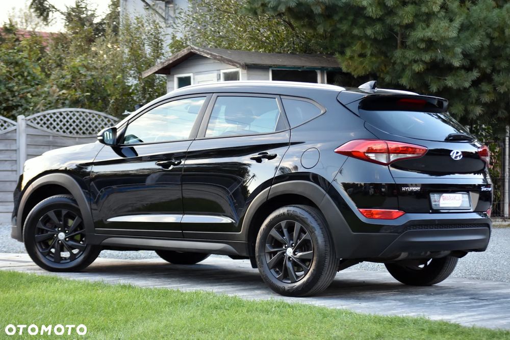 Hyundai Tucson 1.7 CRDI BlueDrive Style 2WD - 14