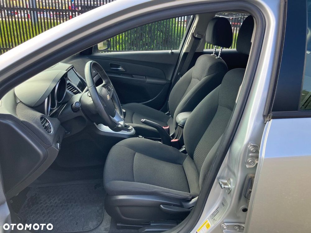 Chevrolet Cruze 1.4 T LT - 20