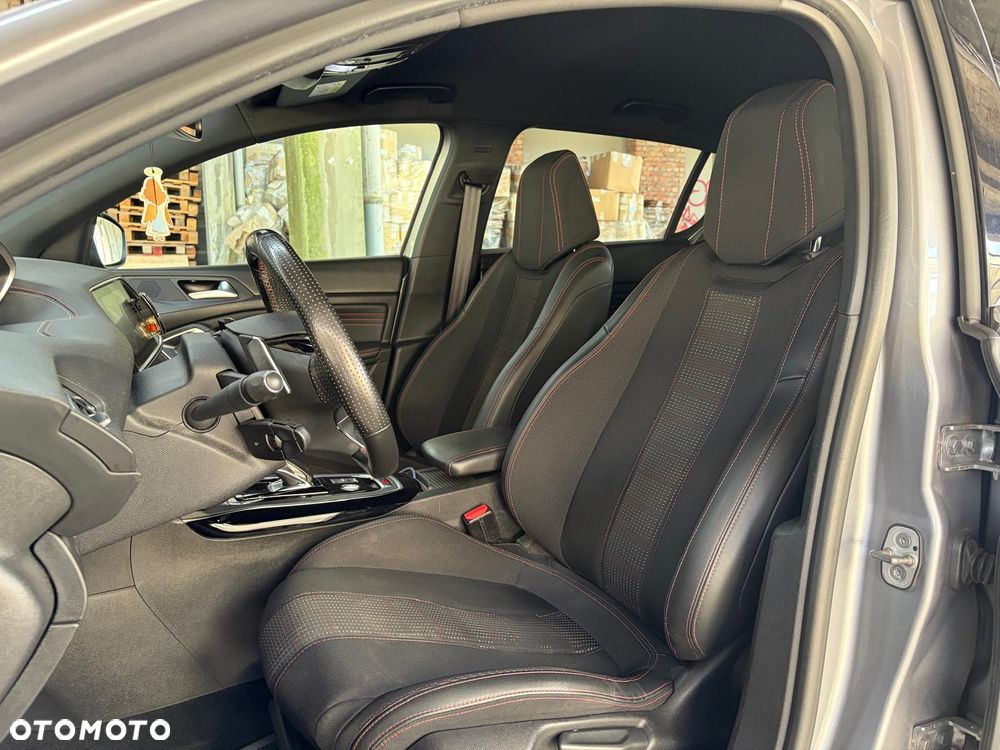 Peugeot 308 BlueHDi 130 EAT8 Stop & Start Allure - 32