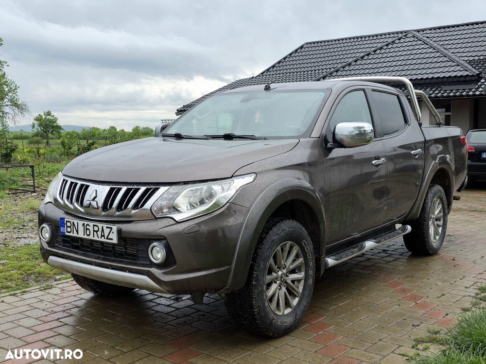 Mitsubishi L200 Pick Up 4x4 Autm. Double Cab Top - 2