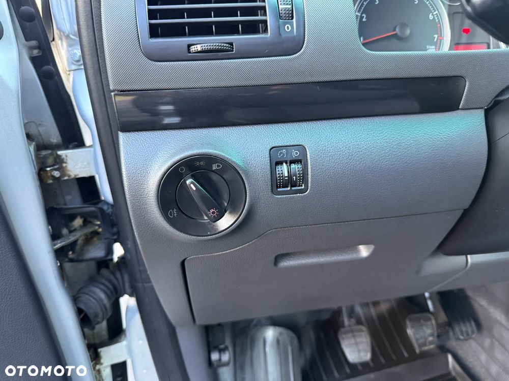 Volkswagen Sharan 2.0 Comfortline Family - 15