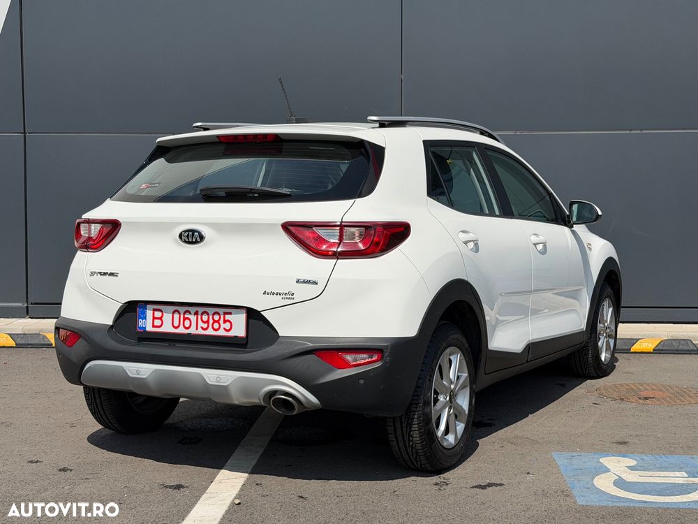 Kia Stonic 1.6 DSL Urban - 4