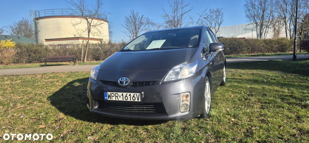 Toyota Prius - 2