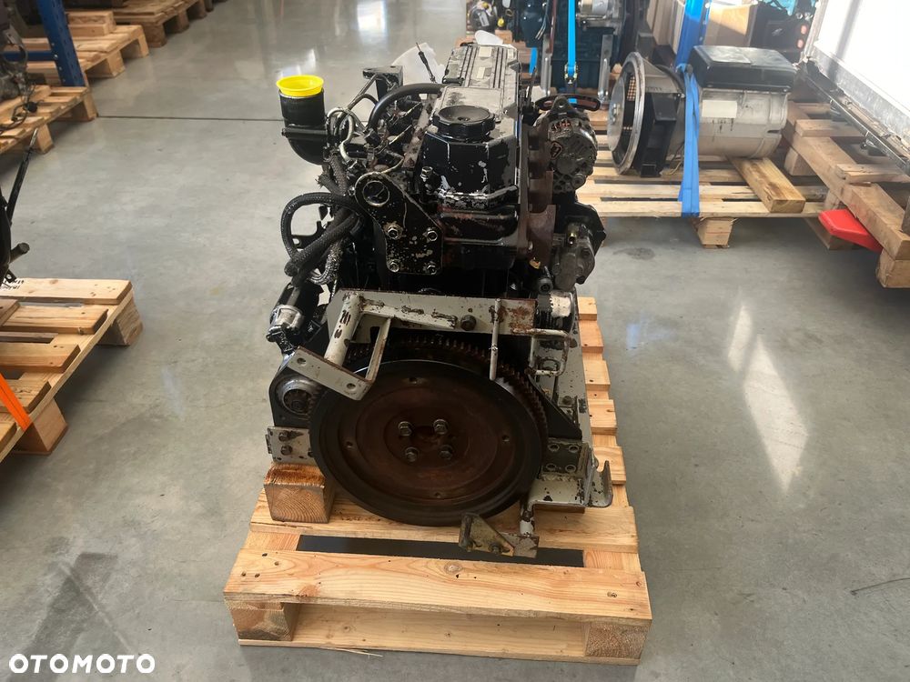 SILNIK Mitsubishi S4Q-13C S4Q 29,4 kW 12601netto - 6
