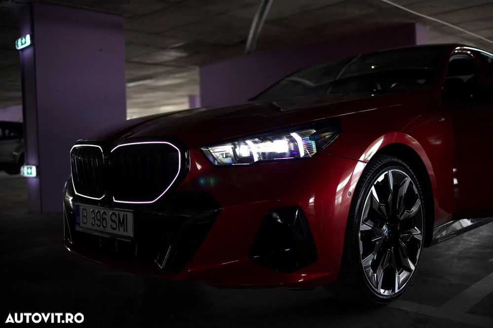 BMW Seria 5 520i AT MHEV - 25