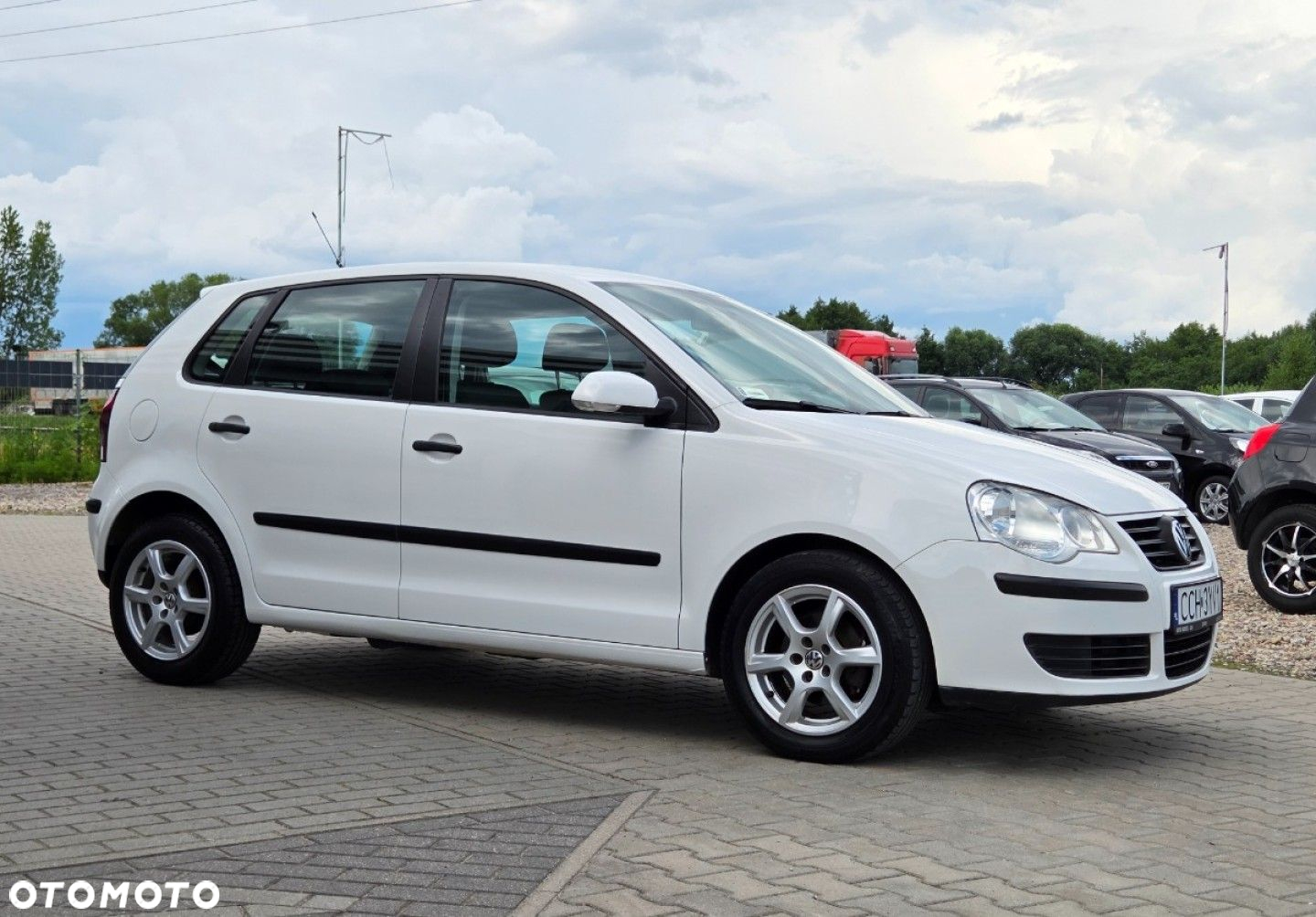 Volkswagen Polo - 11