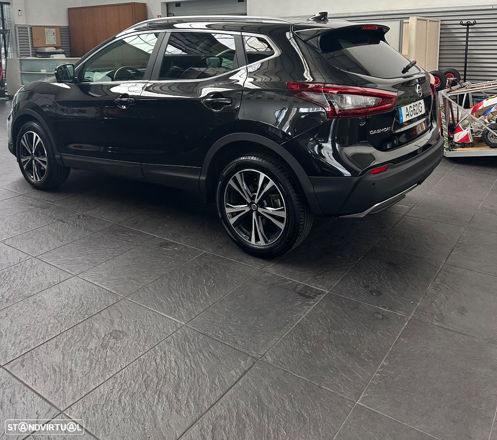 Nissan Qashqai 1.3 DIG-T N-Connecta - 1