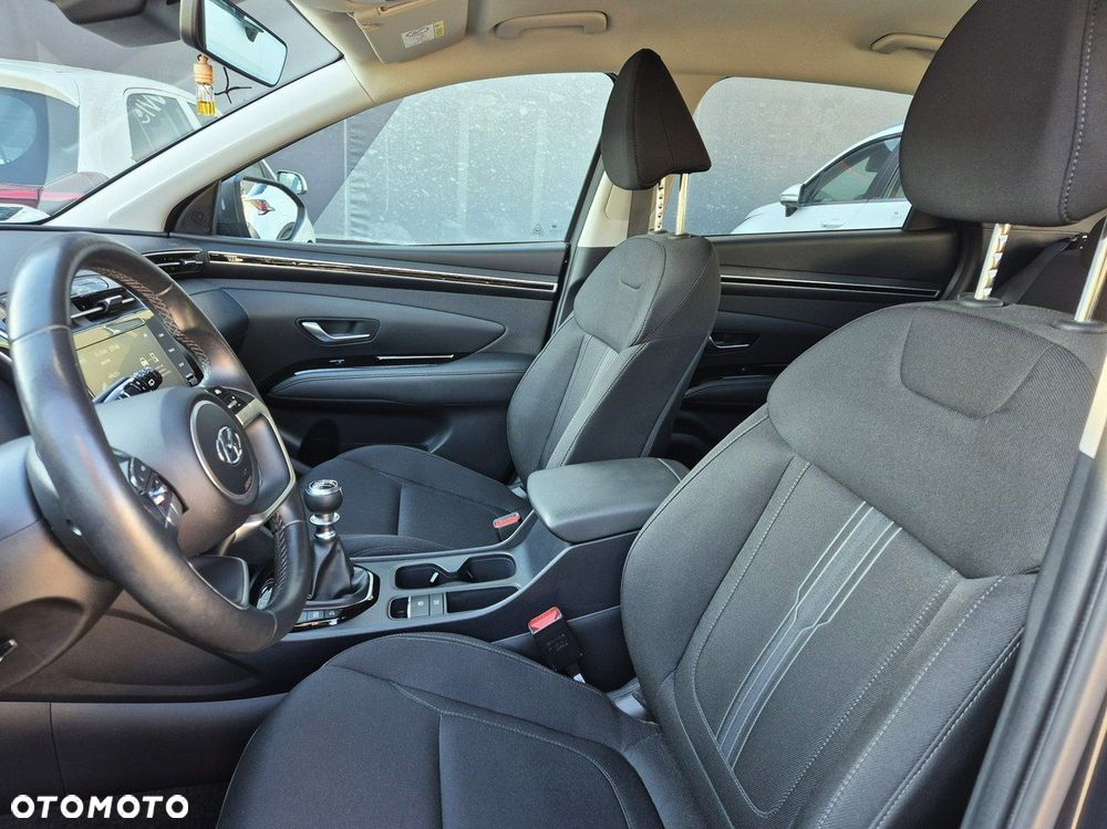 Hyundai Tucson 1.6 T-GDi Smart 2WD - 16