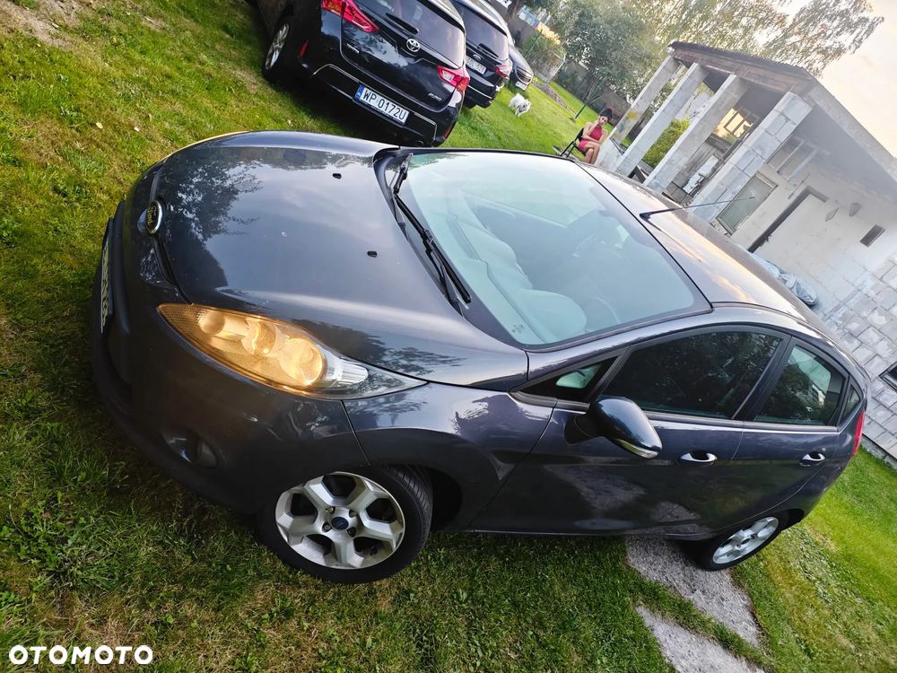 Ford Fiesta 1.4 Champions Edition - 2