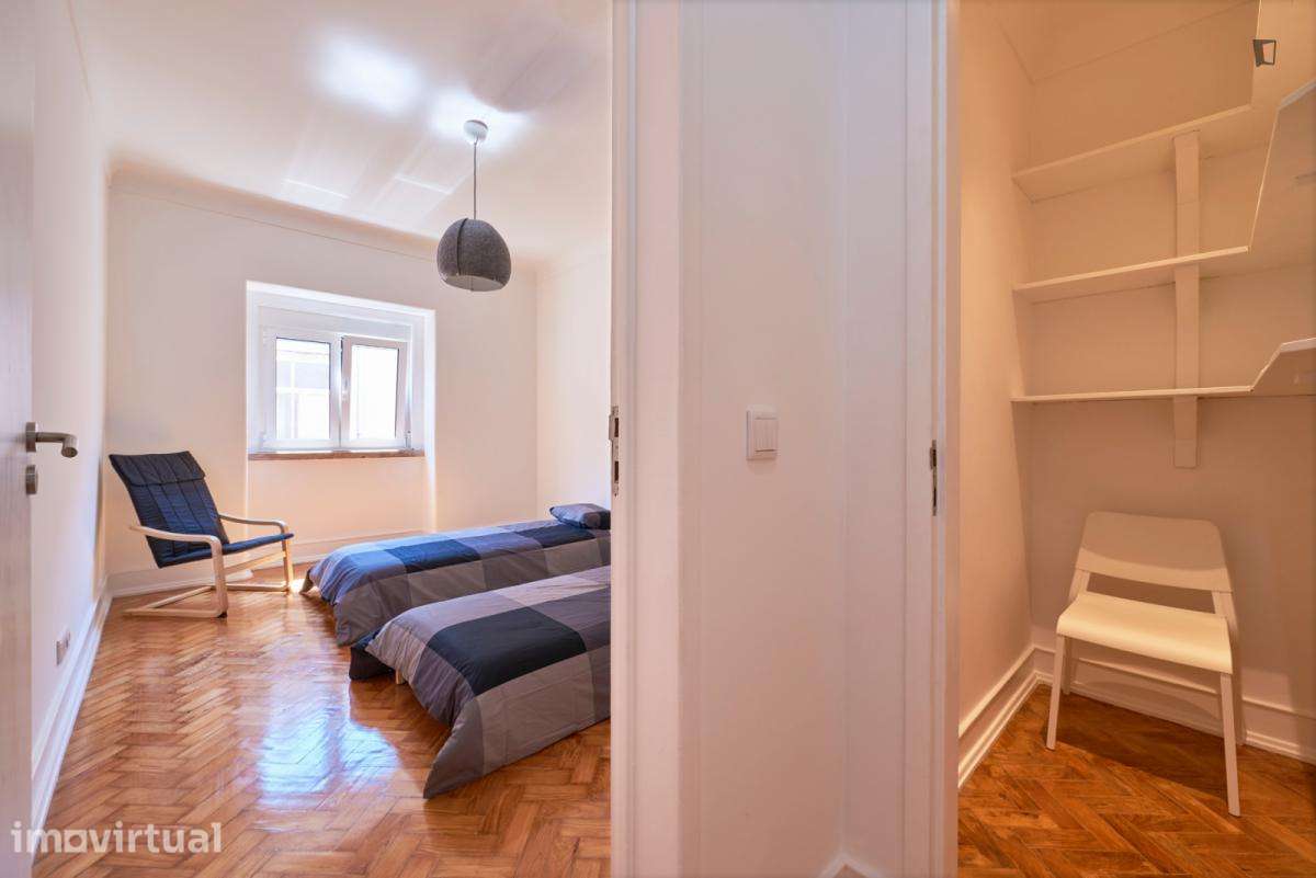 Quarto - localizado em Entrecampos Lisbon - Grande imagem: 4/26