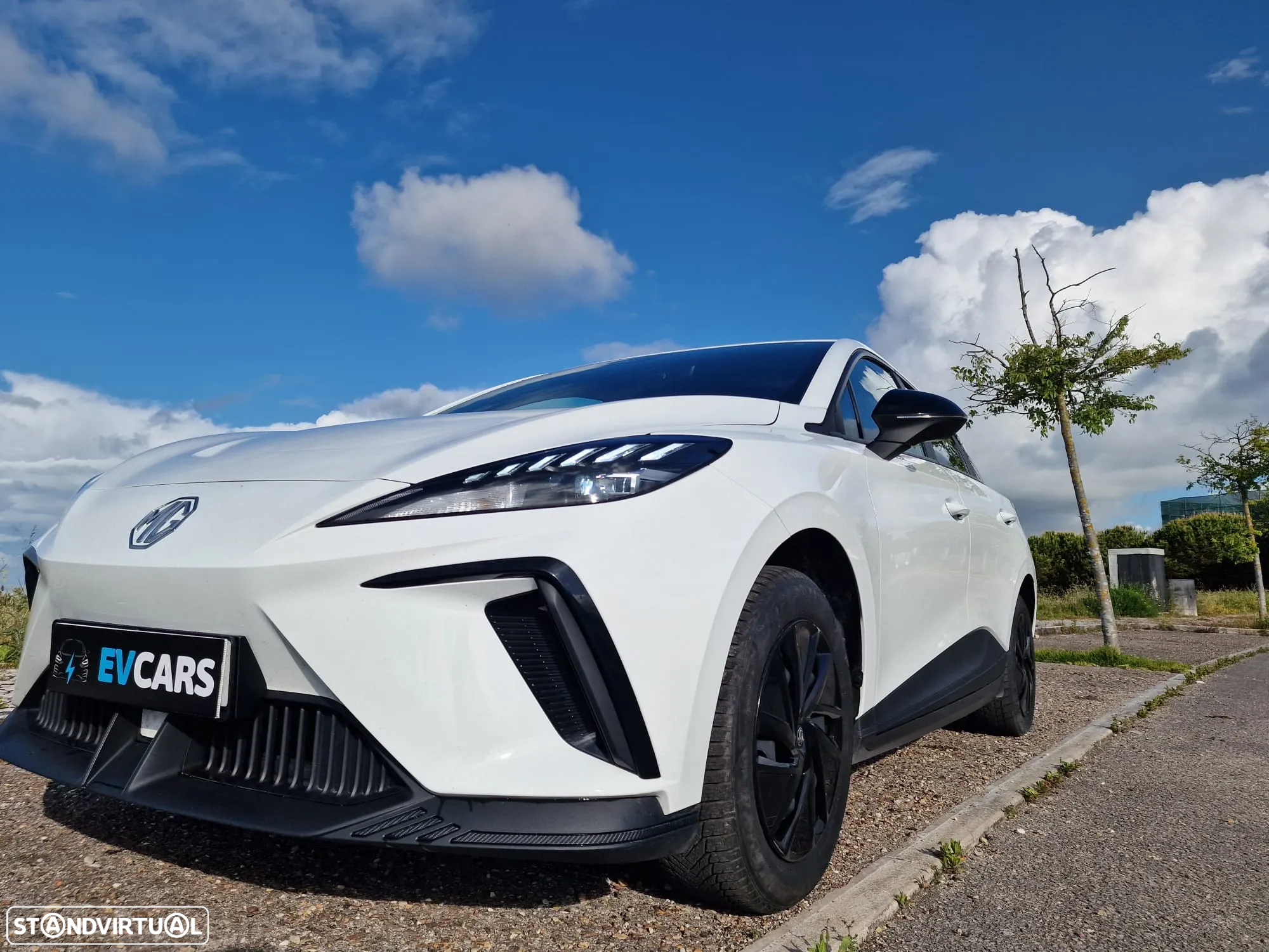 MG MG4 51 kWh Standard - 24
