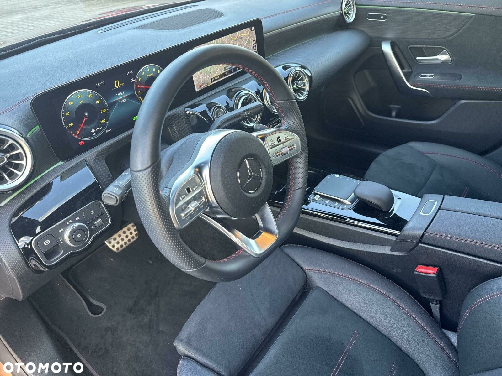 Mercedes-Benz CLA - 10