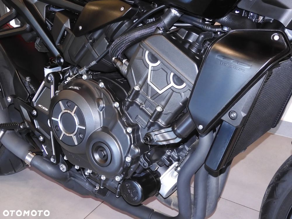 Honda CB - 7