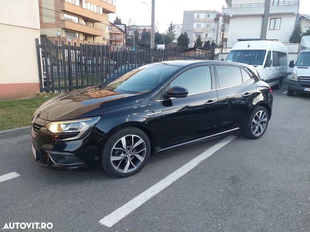 Renault Megane ENERGY dCi 110 Start & Stop Bose Edition - 2
