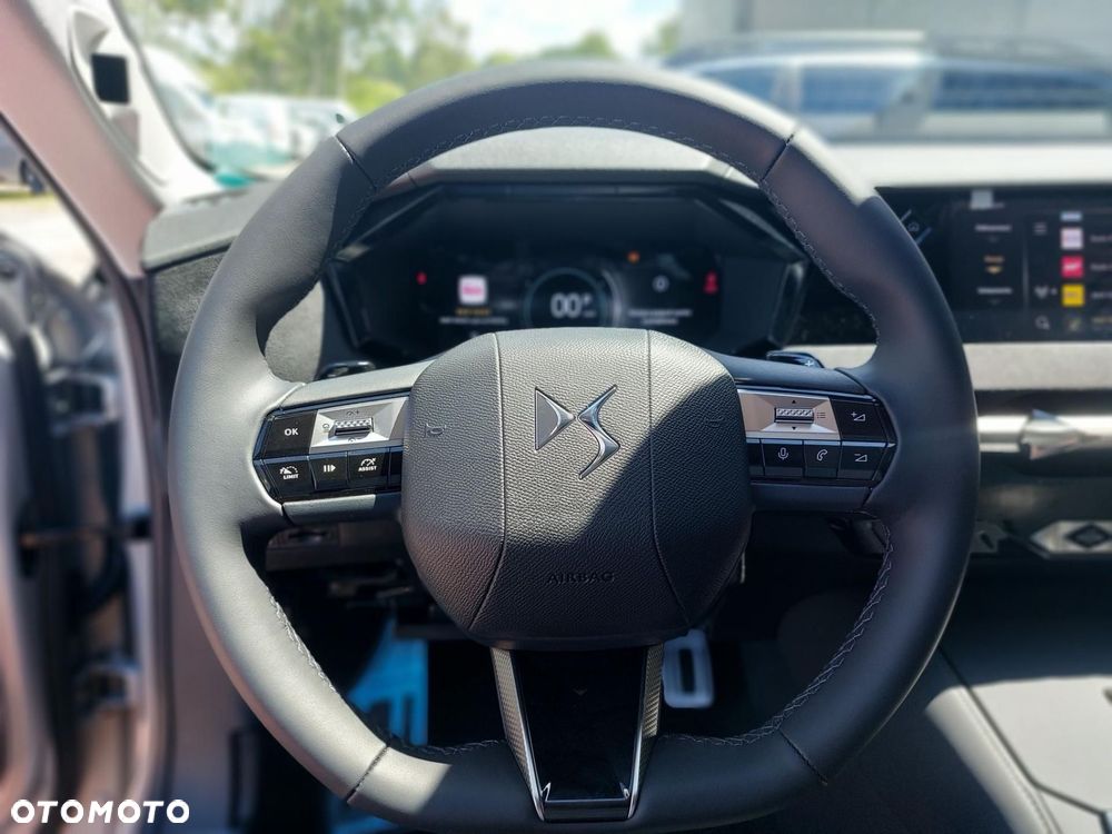 DS Automobiles DS 4 1.2 mHEV Étoile Alcantara eDCS6 - 19