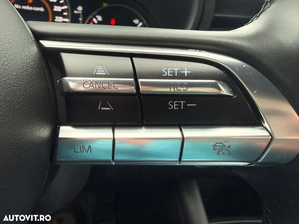 Mazda 3 e-Skyactiv X186 AT MHEV GT+ - 18