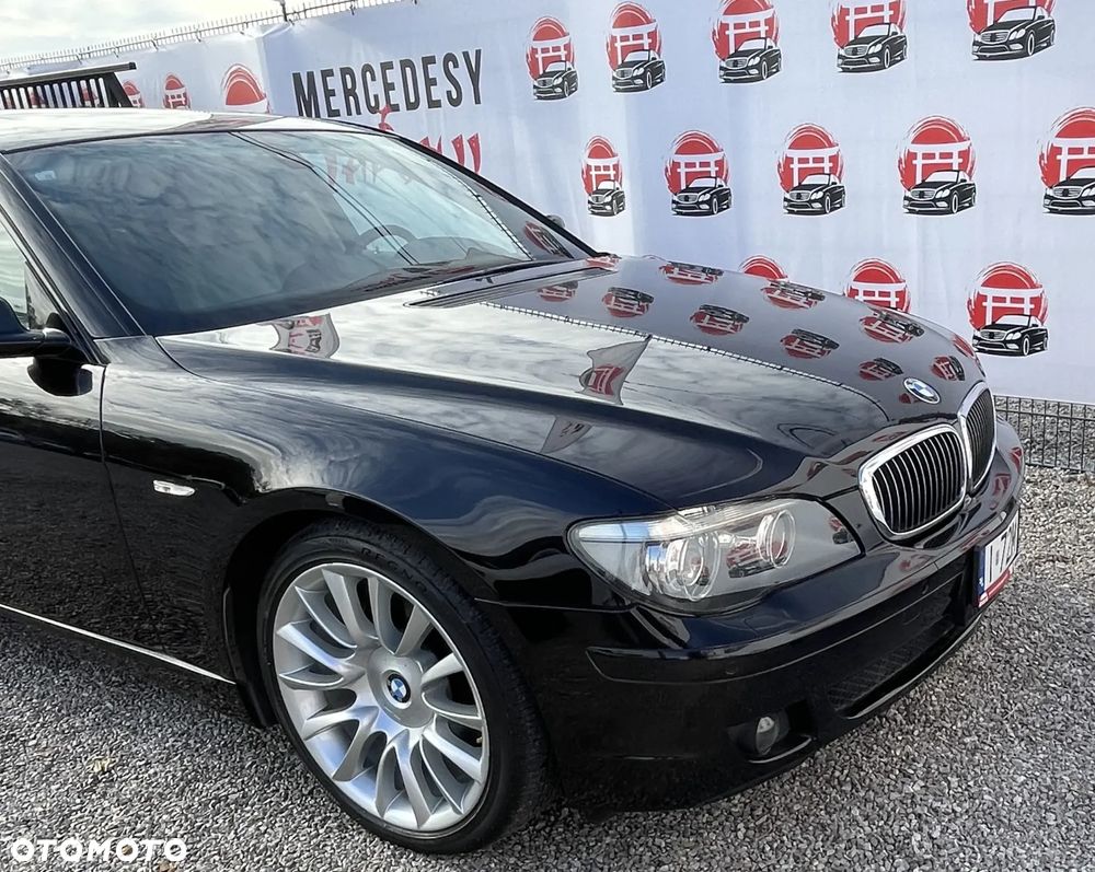 BMW Seria 7 750i - 6