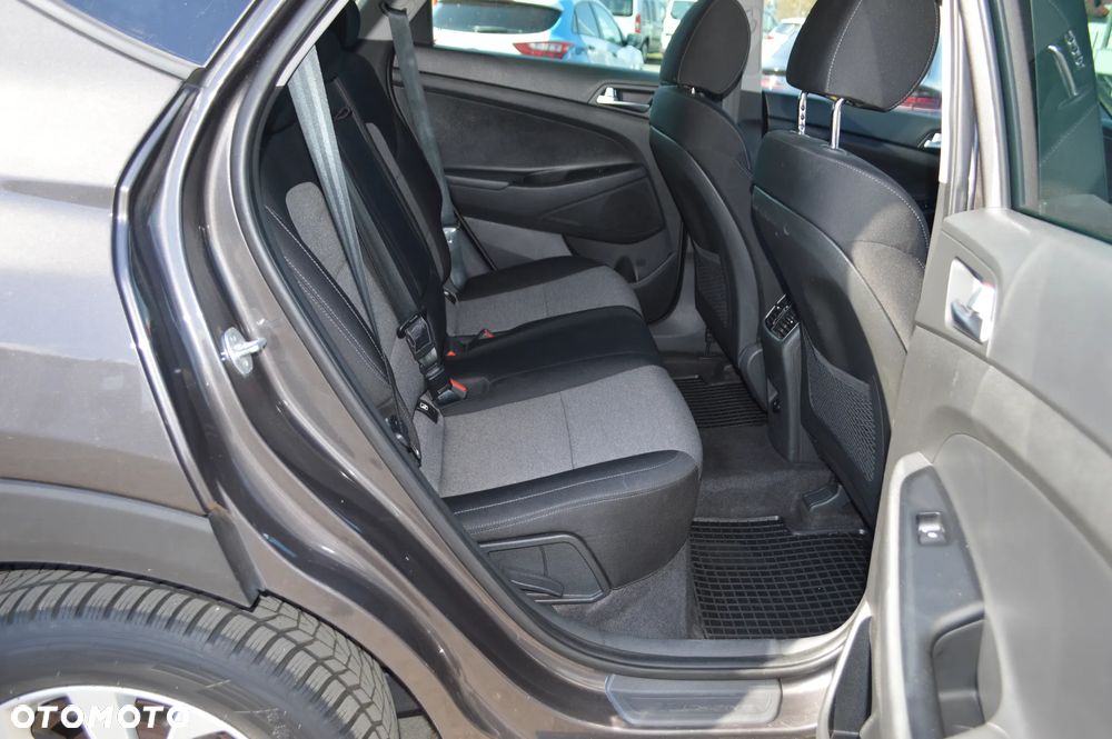 Hyundai Tucson 1.6 GDI BlueDrive Classic 2WD - 12