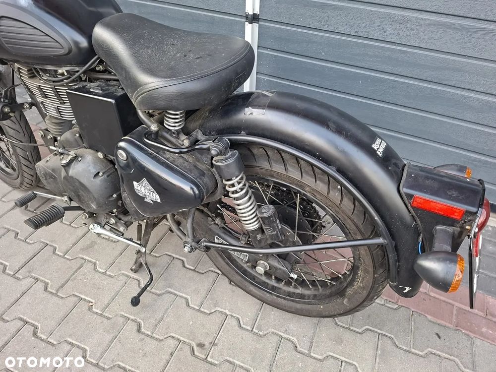Royal Enfield Classic - 3