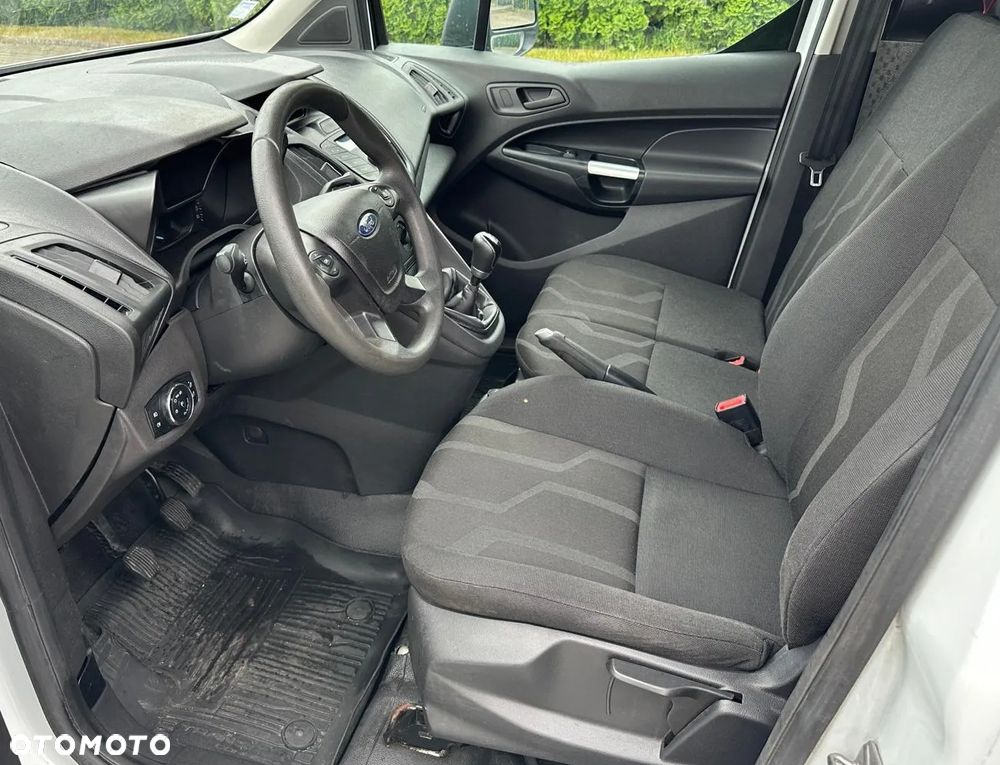 Ford Transit Connect - 9