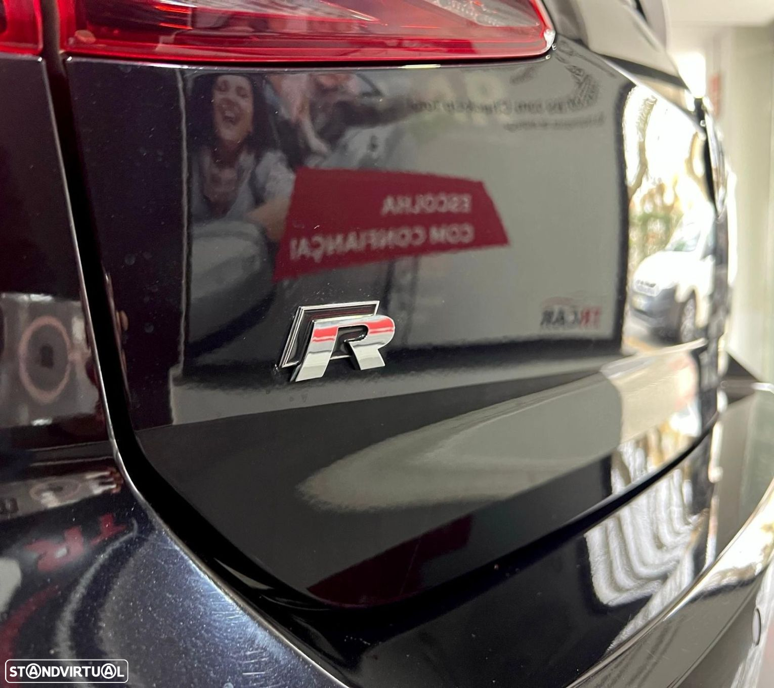 VW Golf 2.0 TSI R DSG - 19