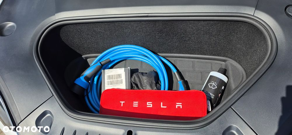 Tesla Model S Long Range AWD - 29