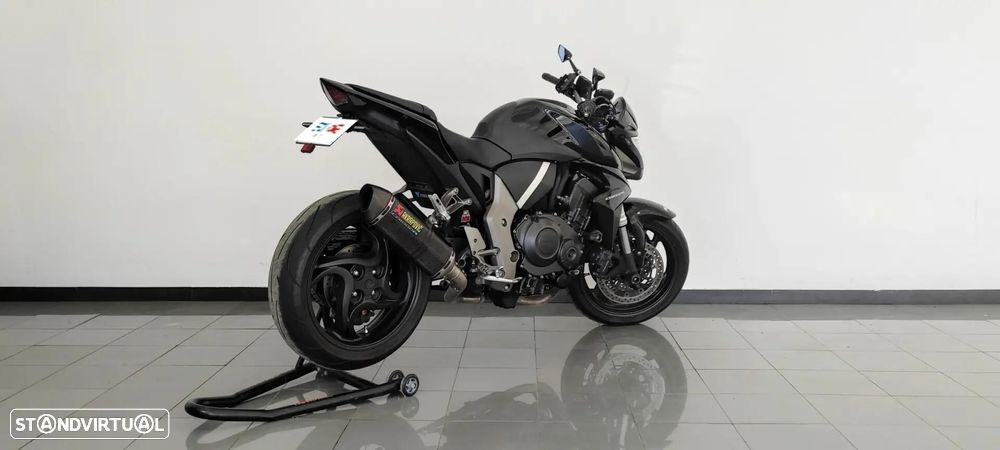 Honda CB - 11