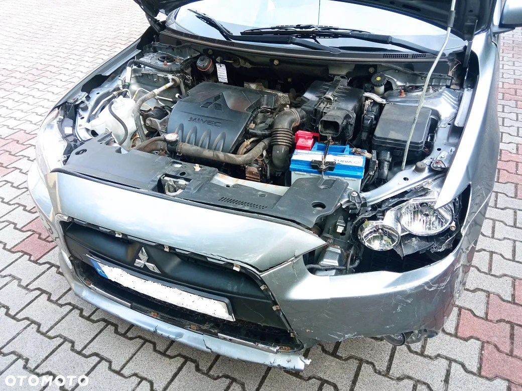 Mitsubishi Lancer 1.6 Inform - 17