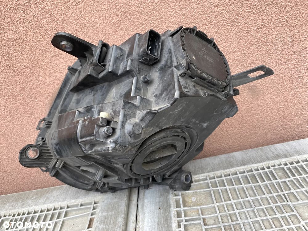 lampa mini countryman R60 prawa EU cała - 3