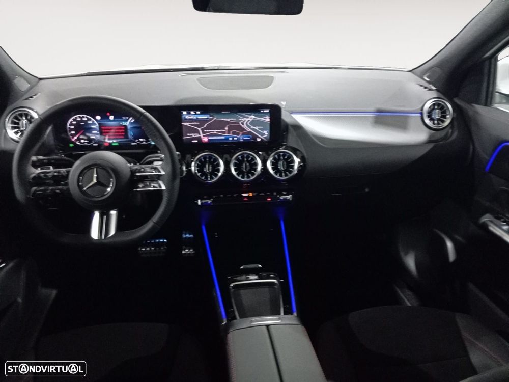 Mercedes-Benz GLA 250 - 12